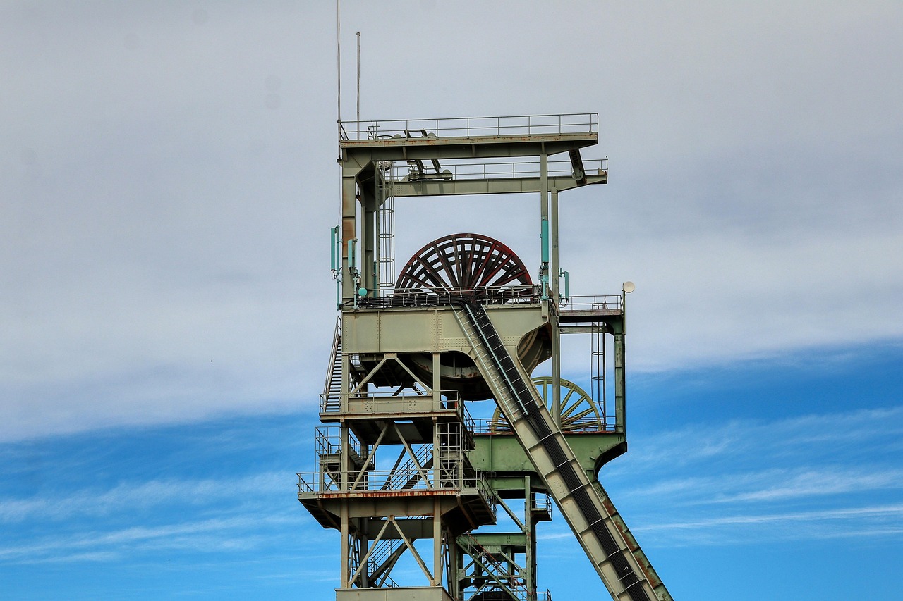 Visual representation of financing options available for miners pit, mining, industry, mineral, money, brown coal, degradation, coal mining, raw material, tracked vehicle, headframe, luisenthal, saar, pit area, paddle wheel, brown coal mining, saarland, energy